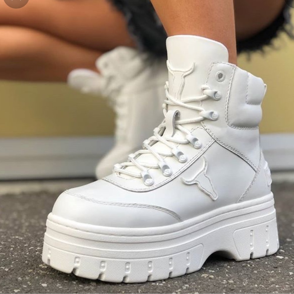 Windsor Smith LAKEN WHITE LEATHER